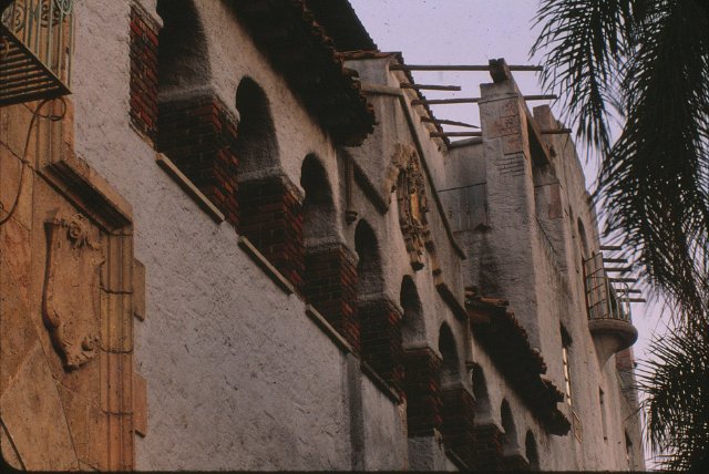 El Vernona Hotel (Image courtesy of the Norwin Bigelow Collection, Sarasota County History Center)